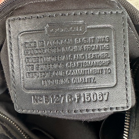 Black coach signature bag - Picture 2 of 6